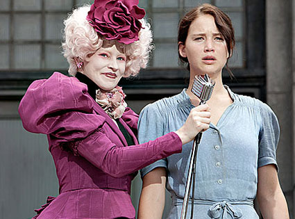 THE HUNGER GAMES, Jennifer Lawrence, Elizabeth Banks THE HUNGER GAMES, Jennifer Lawrence, Elizabeth Banks